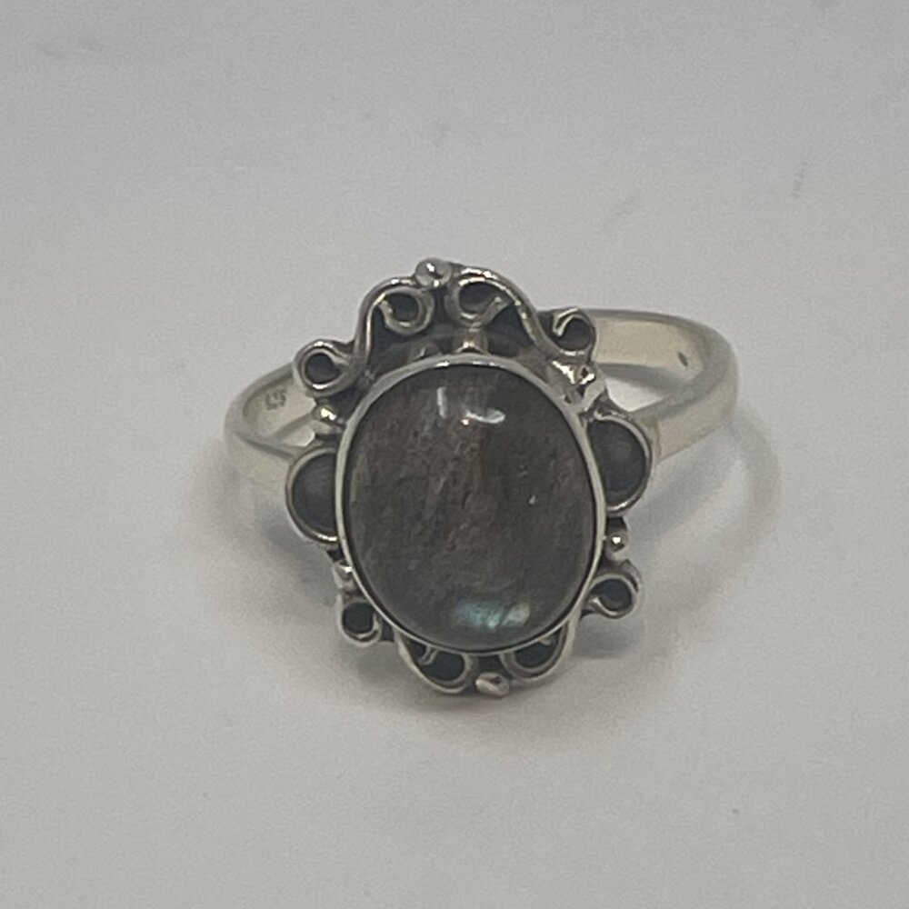 925 Sterling Silver Ring Featuring Labradorite Ge… - image 8